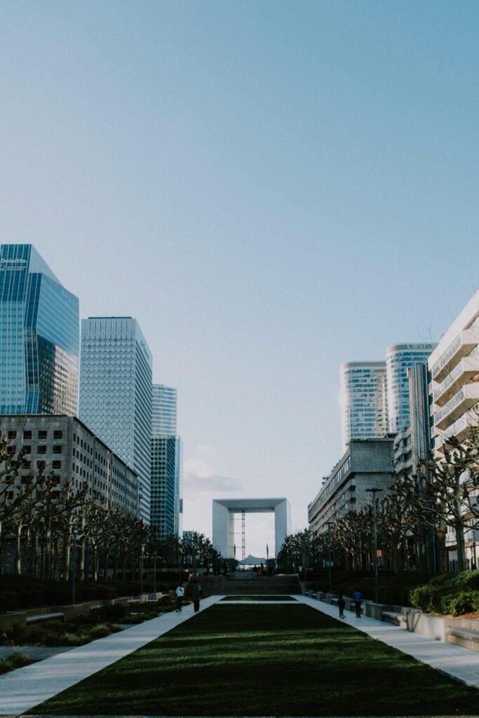 Agent de sécurité Le But Sécurité en intervention La Défense Hauts-de-Seine