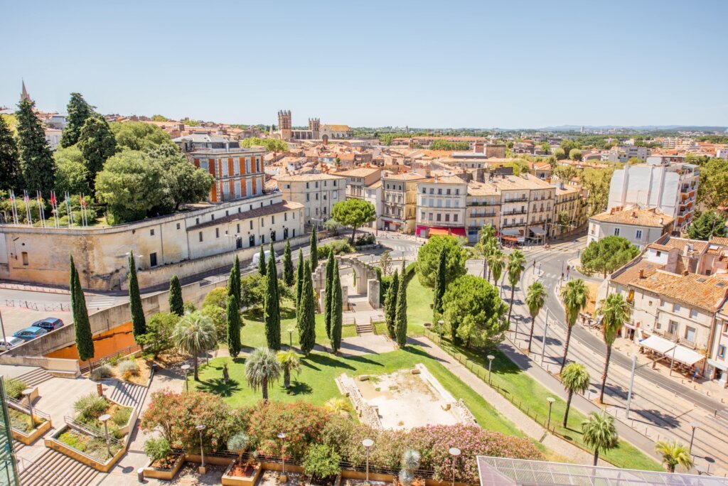Agent de sécurité professionnel en intervention à Montpellier