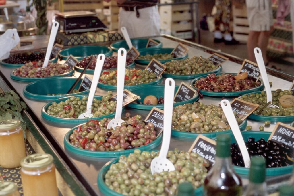 Agent de sécurité professionnel en intervention à Vitrolles